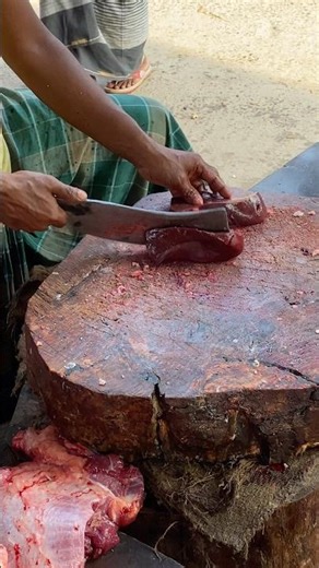 Traditional Cow Butchering Process 🐄 | Usa Fish and Meat Cuts #TraditionalButchering #CowButchering