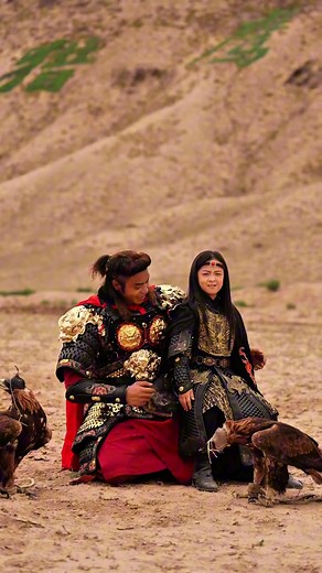 Exploring Xinjiang: Aheqi Horseback Falconry Experience