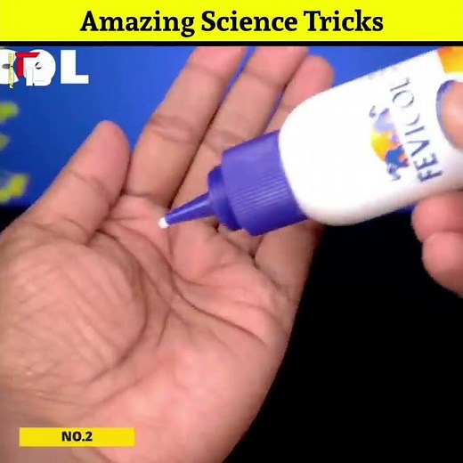 Science के कुछ कमाल 🔥 के और गजब के Tricks 😲 Amazing Science Tricks - By Factz Bytes #shorts