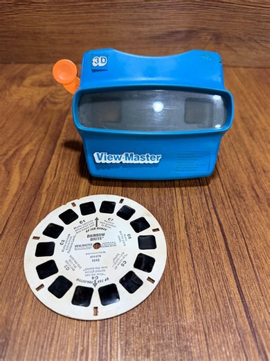 Vintage View-master 3D Stereoscope Viewer Includes a "rainbow Brite" Reel - Etsy