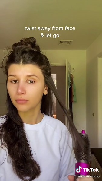 Reply to @mango_rani airwrap round brush tutorial🌷 // #airwrapdyson #airwraptutorial