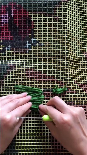 Golden Sunflower Bliss Latch Hook Rug Kit | DIY Floral Rug Tutorial & Finished Reveal 🧶