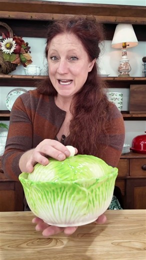 Temp-tations Special Edition 2-qt Cabbage Covered Baker