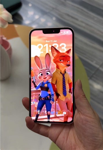 How to Get 3D Spatial Wallpaper for Your iPhone