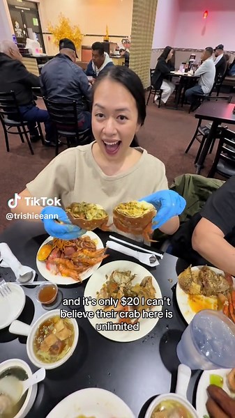 AYCE Seafood Buffet for only $20 in Gardena, CA 🦀🐙🦐 We feasted on crabs, shrimp, crawfish, squid, fish, sushi, noodles, desserts & more! #seafood #buffet #seafoodbuffet #gardena #cheapeats #ayce