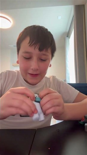 Unboxing among us toy