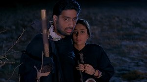 ｛印度歌舞终极画质｝82 - 难民 - Raat Ki Hatheli Par_哔哩哔哩_bilibili