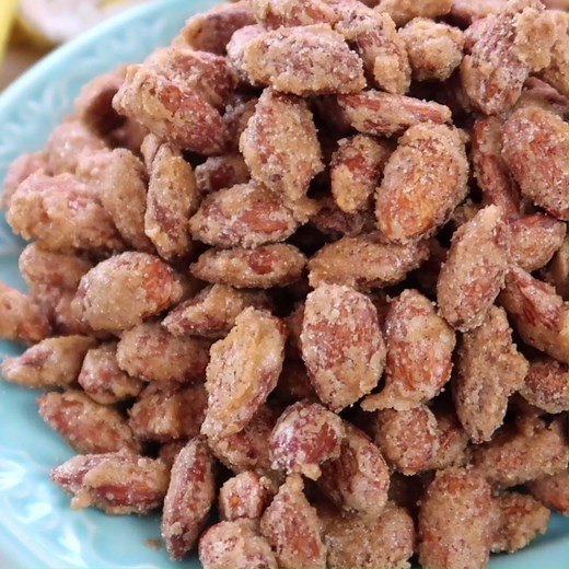 Completely addictive and oh-so-delicious Roasted Cinnamon Sugar Almonds Full recipe here: https://www.melissassouthernstylekitchen.com/roasted-cinnamon-sugar-almonds/ | Recipe Central
