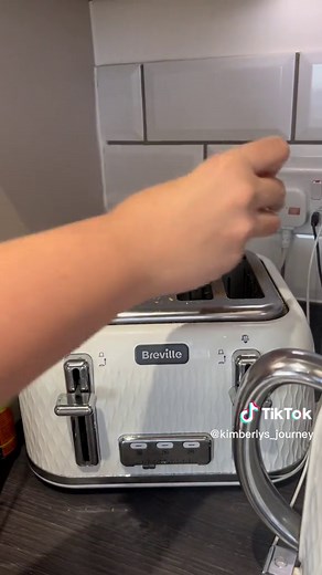 320 Calorie Poached Egg Breakfast Recipe