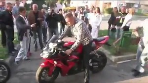 758K views · 3.3K reactions | Thick head 鸞鸞 | Compare Cars | Facebook