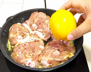 20K views · 197 reactions | It's so delicious that I cook it almost every day! Chicken thigh dinner in a pan!.mp4 | Recipes Cook'n Eat | Facebook