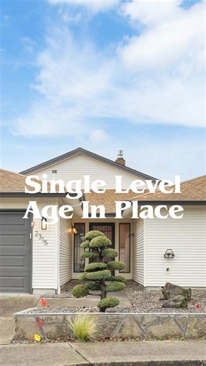 Jeremy Johansen on Instagram: "Calling all 55+ 🚨‼️ Listed at ✨485k✨ 3 bed 🛌 2 bath 🛁 1541 sqft 📐 485k 💸 ✨Message me for details! 📲💌 ✨Thinking about buying or selling? Message me and let’s chat! Listed by Melissa Messner & Lovejoy Real Estate #portland #portlandrealestate #realtor #mcm #follow"