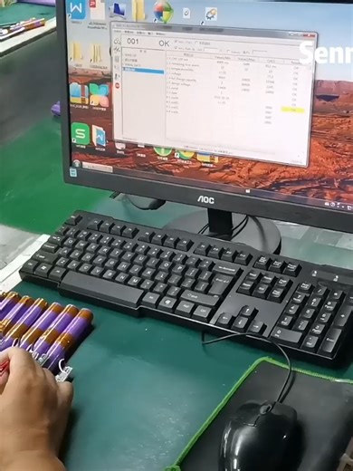 This 42Wh WDX0R battery is only compatible with some of the Dell Inspiron 13 14 15 17 5000 7000 series models but not all. Please check your specific models! (E.g. Inspiron 15 5000 Series 5565). You may purchase the wrong battery if you only base on the laptop series! Specification: Battery type: Polymer Voltage: 11.4V Capacity: 42Wh Cell:3 Cells recharge cycles： 500 Operation time: Around 1.5-35hours Compatible Part Numbers: WDX0R 0WDX0R 3CRH3 P69G001 T2JX4 C4HCW 0C4HCW FC92N Compatible with La