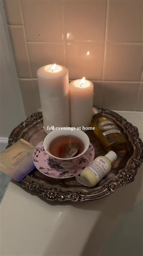 #girlyaesthetic #vintageinterior #vintageaesthetic @Kiehl's Since 1851 @LOCCITANE @SHISEIDO