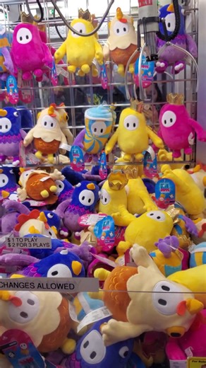 Fall Guys Claw Machine Winning at the Arcade