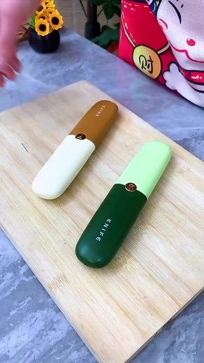 6.6K views · 30 reactions | Link is in comments below! ✨ Say goodbye to cluttered drawers! Our Multi-Functional Knife handles slicing, peeling & chopping all in one—perfect for every kitchen! 凌 #MultiFunctionalKnife #KitchenEssentials #CookingMadeEasy #HomeChefTips | ILoveShopping | Facebook