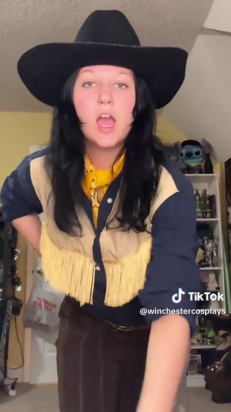 Dazzling Cooper Howard Fallout Cosplay Ensemble