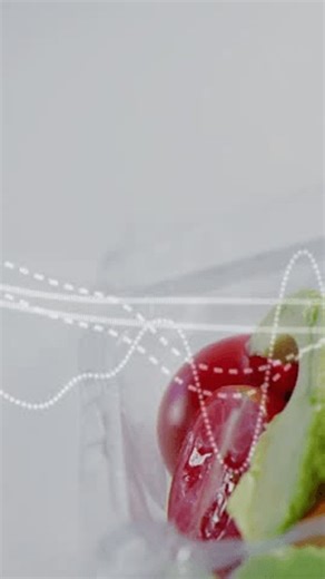 clip-3998496031-vertical-video-waveform-moving-frame-panning-halved