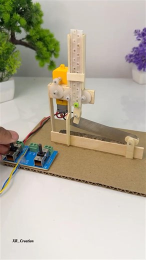 Automatic Sheet cutting Machine with Dcmotor #project #dcmotor #science #youtube #motor