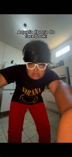 Memes e Funk: Época do Facebook e Danças Divertidas