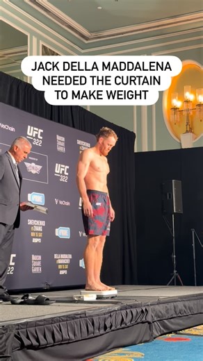2M views · 1K reactions | After initially weighing in at 170.4 pounds, 0.4 over the welterweight limit, reigning champion Jack Della Maddalena needed the curtain to make weight for his title defence at #UFC322. His official weight came in at 169.8 ⚖️ | Sportsnet | Facebook