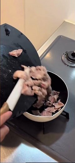 【ご飯が止まらない】牛すじとこんにゃくの絶品煮込み！簡単なのに激うま🤤#牛すじ煮込み #こんにゃく #煮込み料理 #簡単レシピ