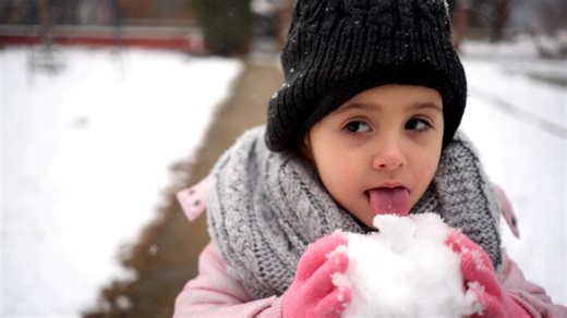 Is it safe to eat snow?