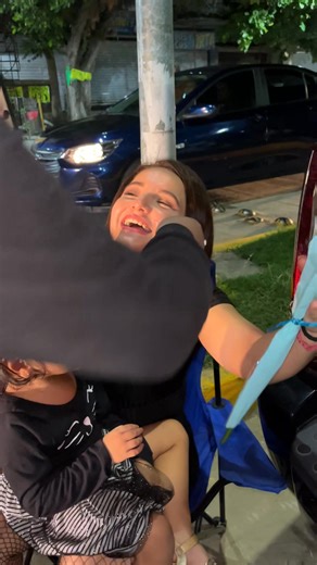 3.1K views · 31 reactions | EL PATRONCITO BIEN RIFADO PARA REGALARLE UNA ROSA A SU MAMI. #elpatronlemandaflores #RODADADELTERROR2025 #viralpost #viralreelsシ #paratiiiiiiiiiiiiiiiiiiiiiiiiiiiiiiiシ #fypシ #fyoupageシ ♥️♥️♥️ @fansdestacados Legendarios Sound Car The Ghost Biker's M.C Altamira Liz Abril Globyabril Floreria Champayan ♥️♥️♥️♥️ El Patrón De Altamira y la magia de las Flores 凉 | El Patrón De Altamira | Facebook