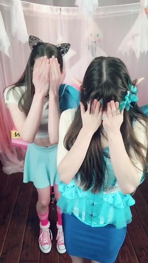 @universityliz @universitycassy #universitysmiles #fyp