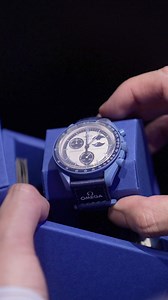 【🌏⌚️ Explore Swatch’s Bioceramic MoonSwatch Collection】Explore the groundbreaking world of Swatch’s Bioceramic MoonSwatch Collection in an exclusive pop-up exhibition at K11 MUSEA’s Gold Ball. Featuring the 11 iconic and original Bioceramic MoonSwatch models, Swatch also introduces its latest releases of Bioceramic MISSION TO THE MOONPHASE, and MISSION ON EARTH — inspired from our planet’s breathtaking terrestrial phenomena seen from space: Lava, Polar Lights, and Desert. In a typically unexpec