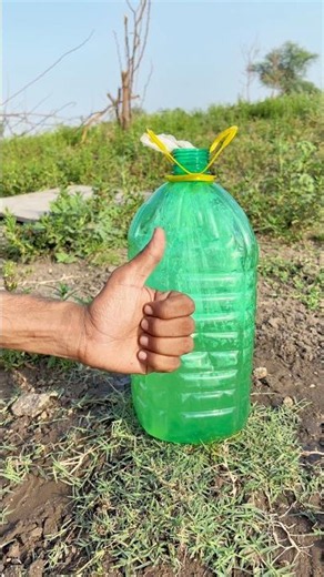 ✅The guy shows SURVIVAL SKILLS: I patcheda hole in a jerry can in the wild forest💧🪣