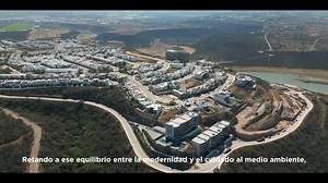 ¿Buscas un lugar para vivir? 😎🏘️ Horizontes El Batán, el nuevo desarrollo comercial e inmobiliario de Corregidora, Querétaro. El gobierno de Corregidora apoya e impulsa el desarrollo urbano en una de las zonas que reúne la tradición, las áreas protegidas y el desarrollo de la región. www.eluniversalqueretaro.mx 😋🌮 ¿Ya conoces el nuevo mercado gastronómico de Corregidora? https://www.eluniversalqueretaro.mx/metropoli/vamos-por-antojitos-roberto-sosa-inaugura-el-mercado-gastronomico-de-corregi