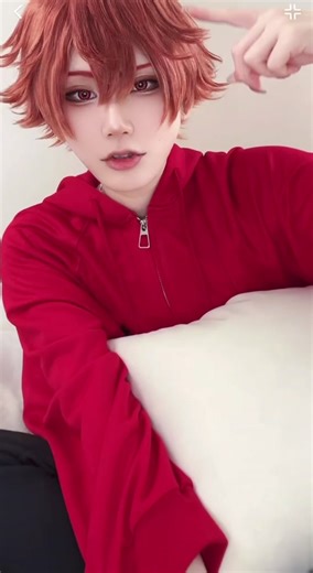 エース・トラッポラのコスプレガイド