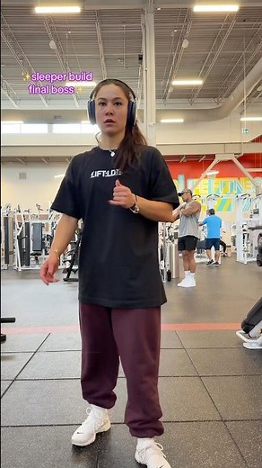 DO I HAVE AN EIGHT PACK?! #gymhumor #sixpackabs #workoutmotivation
