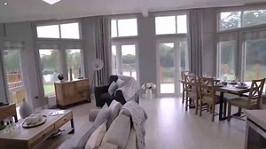 Step inside our most luxurious new lodges at Warmwell Holiday Park 😍 With a stunning new design ✨ En-suite with a shower 🚿 & a relaxing hot tub 💦 the Nottingham 3 bed lodge is the perfect place to enjoy a countryside escape with a touch of luxury. ❤️ | Parkdean Resorts