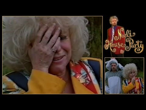 Noel's Gotchas - Barbara Windsor