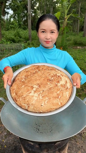Yummy chocolate cake with sauce recipe | My Project