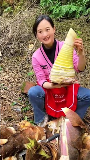 Amazing bamboo shoots harvest by rural farmer | Delicious bamboo shoots #farming #bamboo