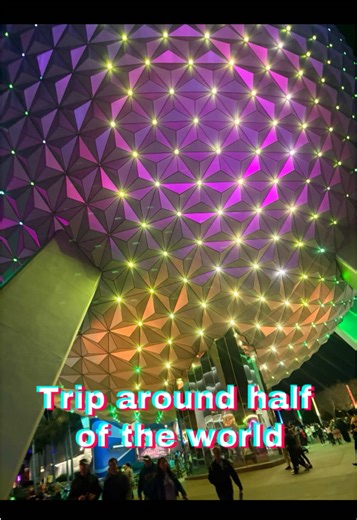 Half trip around the world, full trip coming🌐🍹 #epcot #drinkingaroundtheworld #disney #epcotdrinkingaroundtheworld #worldtour