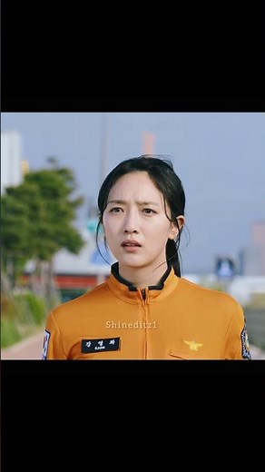 The way she save her from water ❤️‍🩹🥺 Moon in the day ✨ #kdrama #shorts #edit