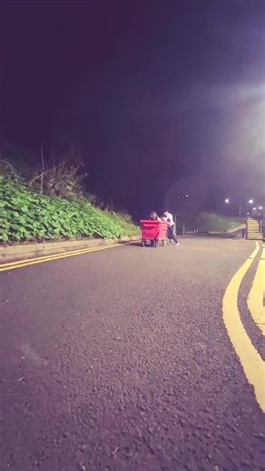 clara (@claradoherty__)’s videos with SUBWAY SURFERS (Main Theme) - Subway Surfers