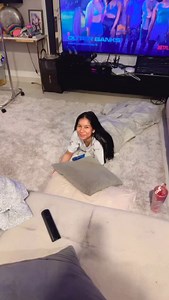 1K views · 7.7K reactions | Alaaaa siann anak mama nak buat surprise siap naik grab… balik2 mama xde olorrrrrr siannn syayanggggg farisanakmama nabilamalu | Effah | Facebook