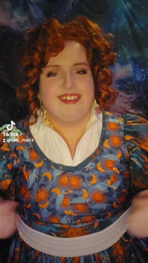 Miss Frizzle thinks you look great today! 😊❤️ #missfrizzle #magicschoolbus #cosplay #capcut