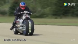 世界上最快摩托车，时速643公里，能追随飞机秒杀高铁