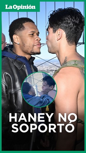 Intenso cara a cara: Devin Haney agrede a Ryan García De cara a su esperada pelea por el título de las 140 libras, Ryan García y Devin Haney tuvieron su último encuentro en Nueva York y protagonizaron un inesperado momento luego de que Haney se cansara de los comentarios de su contrincante y decidiera tomarlo por el rostro y empujarlo. La tensión entre ambos deportistas ha estado en aumento, incluso antes del anuncio de la pelea. Expertos predicen que Haney podría salir vencedor, pero que García