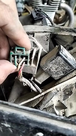 30K views · 563 reactions | Rectifier regulator ‍ #reels #motorcycle #diy #fyp #foryoupage #mechanic #foryou #tutorial #facebookreels #viralreels #fbreels #reelsvideo #reelsviral #reelsfb #reels2023 | Motorcycle Basic Mechanic | Facebook