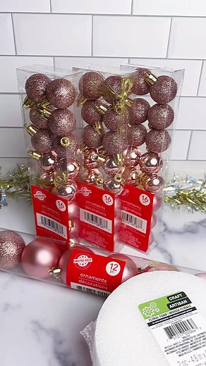 701K views · 15K reactions | Easy DIY Christmas Candle Holder  Everything is from Dollar Tree! Questions encouraged #christmas #DIY #christmasdecor #christmasdiy #ornaments #diycandleholder #diycandle #centerpieces #christmasdecorating #christmasdecorations #crafts #dollartreediy #viral #Centerpiece #fypシ #howto #explorepage #dollartreefinds #bathandbodyworkscandles #diyhomedecor#dollartree #dollartreediy | Make It With Micah - DIY Decor | Facebook