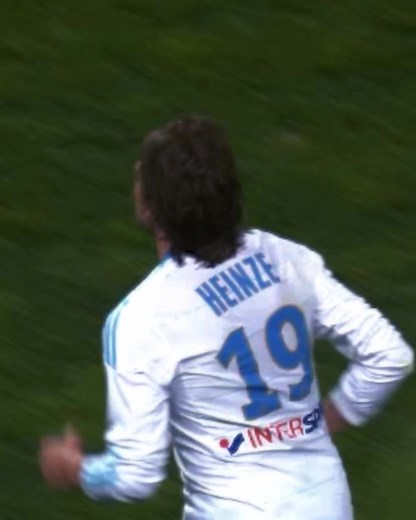 Heinze's Stunning Free Kick vs PSG: A Ligue 1 Moment