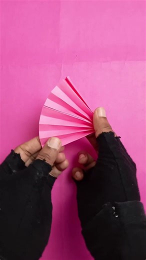 make a cute fish from paper sheets