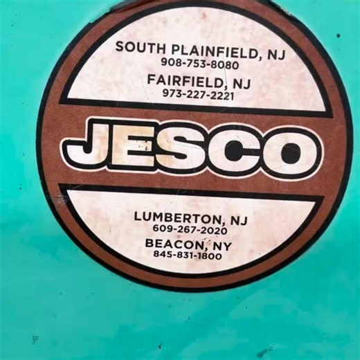 JESCO, Inc. on Instagram: "#WirtgenWednesday Check out the Vögele Super 1700-3i in action! Crews are consistently impressed by how quickly and flawlessly they can lay a perfect mat. Using a string line on one side and the previous hot pass on the other as the grade reference, the machine’s fully integrated Niveltronic Plus grading system provided pinpoint accuracy—ensuring precise water runoff and a perfect mat… And this was just the binder coarse! Vogele is a game-changer for consistency and qu